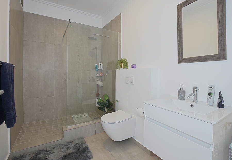 4 Bedroom Property for Sale in Sandown Western Cape